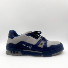 Load image into Gallery viewer, Louis Vuitton Sneakers Size 8.5