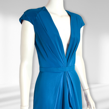 Load image into Gallery viewer, Aurelio Costarella Silk Gown Size 1