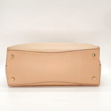 Load image into Gallery viewer, Coach Women’s Leather Handbag in Tan