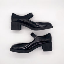 Load image into Gallery viewer, Christian Dior D-Doll Pumps