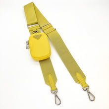 Load image into Gallery viewer, Prada Re-Edition 2005 Re-Nylon Shoulder Bag