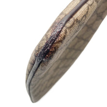 Load image into Gallery viewer, Gucci GG Supreme Flat Vertical Tote