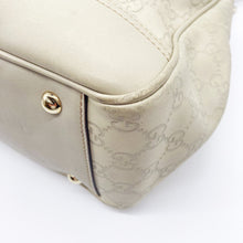 Load image into Gallery viewer, Gucci Guccissima Leather Princy Tote Bag
