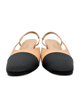 Load image into Gallery viewer, Leather & Crossgrain Heels Size 36C