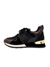 Load image into Gallery viewer, Run Away Sneakers Size 36