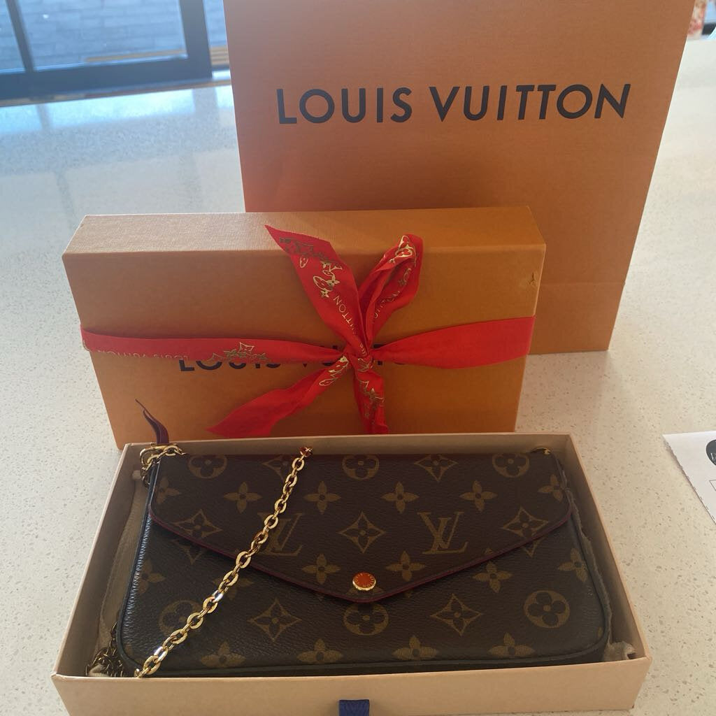 Pochette Felicie 2020 With Insert, Cardholder, Dust Bag, Box & Bag