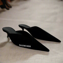 Load image into Gallery viewer, Balenciaga Heels Size 40
