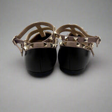 Load image into Gallery viewer, Valentino Ballet Flats Size 36
