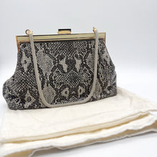 Load image into Gallery viewer, Glomesh Vintage Bag
