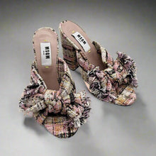 Load image into Gallery viewer, MSGM Heels Size 40
