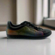 Load image into Gallery viewer, Louis Vuitton &quot;Luxembourg&quot; Sneakers Size 7.5 (incl box)
