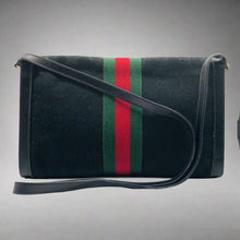 Load image into Gallery viewer, Gucci Vintage Shoulder Bag
