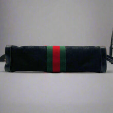 Load image into Gallery viewer, Gucci Vintage Shoulder Bag
