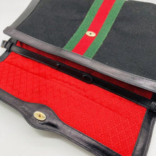 Load image into Gallery viewer, Gucci Vintage Shoulder Bag
