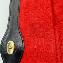 Load image into Gallery viewer, Gucci Vintage Shoulder Bag
