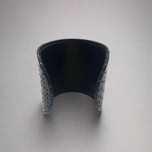 Load image into Gallery viewer, Maison Martin Margiela for H&amp;M Cuff (incl dustbag &amp; box)
