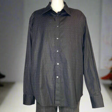 Load image into Gallery viewer, Versace Mens Shirt Size 18 (Size 45)
