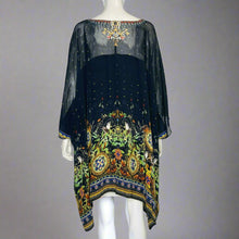 Load image into Gallery viewer, Camilla &#39;Blackheath Betty&#39; Short Kaftan Size O/S
