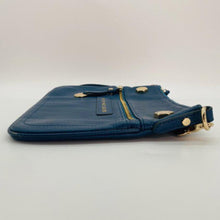 Load image into Gallery viewer, Marc by Marc Jacobs Leather Bag (Est RRP $649)(Incl. Crossbody &amp; Shoulder Straps)
