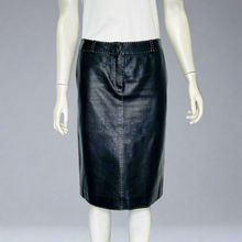 Load image into Gallery viewer, Fendi Leather Skirt Size S
