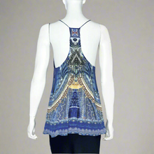 Load image into Gallery viewer, Camilla &#39;Palace of Dreams&#39; Silk Top Size 1
