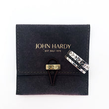 Load image into Gallery viewer, John Hardy Classic Silver Chain Ring with Black Sapphire
