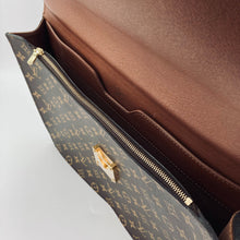 Load image into Gallery viewer, Louis Vuitton Monogram Canvas Robusto Briefcase
