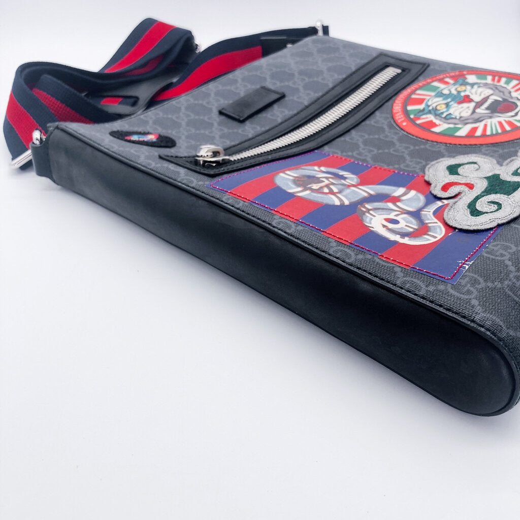 Gucci Supreme Night Courrier GG Messenger Bag
