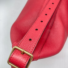 Load image into Gallery viewer, Gucci Half Moon Leather Shoulder Bag
