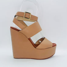 Load image into Gallery viewer, Chloe &#39;Central&#39; Leather Wedge Shoes
