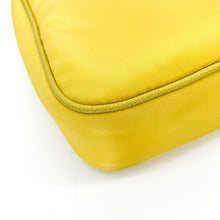 Load image into Gallery viewer, Prada Re-Edition 2005 Re-Nylon Shoulder Bag

