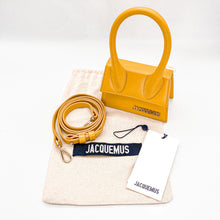 Load image into Gallery viewer, Jacquemus &#39;Le Chiquito&#39; Handbag In Dark Yellow
