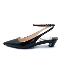 Load image into Gallery viewer, Prada Kitten Heels Size 39.5

