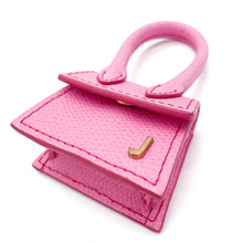 Load image into Gallery viewer, Jacquemus &#39;Le Petit Chiquito&#39; Micro Handbag

