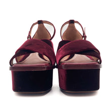 Load image into Gallery viewer, Zimmermann Velvet Platform Heels Size 36
