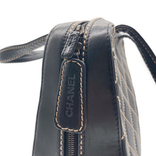 Load image into Gallery viewer, Chanel 2002/2003 Wild Stitch Tote Bag
