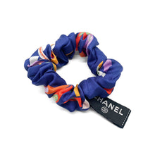 Load image into Gallery viewer, Chanel Silk Twilly Bandeau Scarf &amp; Scrunchie
