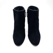 Load image into Gallery viewer, Guiseppe Zanotti &#39;Nicky&#39; Leather Boots Size 40
