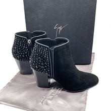 Load image into Gallery viewer, Guiseppe Zanotti &#39;Nicky&#39; Leather Boots Size 40
