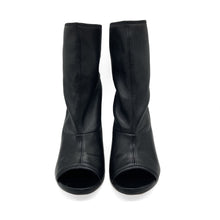 Load image into Gallery viewer, Stuart Weitzman &#39;Koko&#39; Leather Boots Size 40
