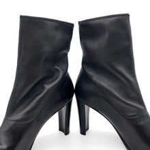 Load image into Gallery viewer, Stuart Weitzman &#39;Koko&#39; Leather Boots Size 40
