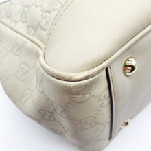 Load image into Gallery viewer, Gucci Guccissima Leather Princy Tote Bag
