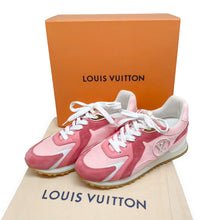 Load image into Gallery viewer, Runaway Sneakers Size 39
