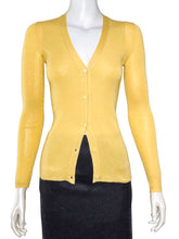 Load image into Gallery viewer, Cashmere &amp; Silk Cardigan Size 40
