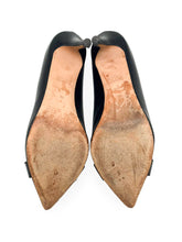 Load image into Gallery viewer, Leather Heels Size 36
