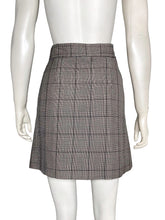 Load image into Gallery viewer, Houndstooth Skirt Size 36
