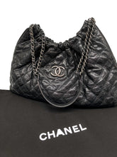 Load image into Gallery viewer, Caviar Elastic CC Patent Leather Shoulder Bag
