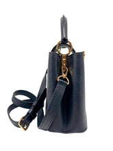 Load image into Gallery viewer, Capucines MM Leather Handbag
