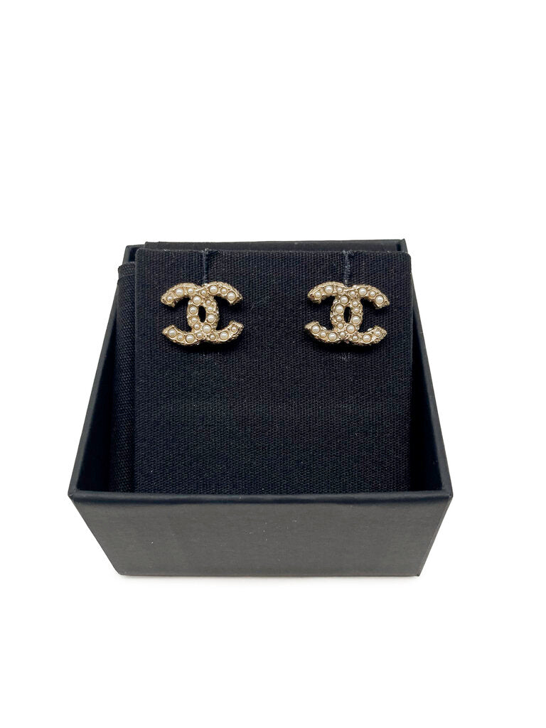 Interlocking CC Costume Earrings
