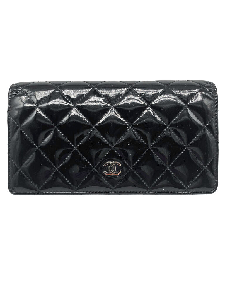 Patent Leather Diamond Quilted Wallet